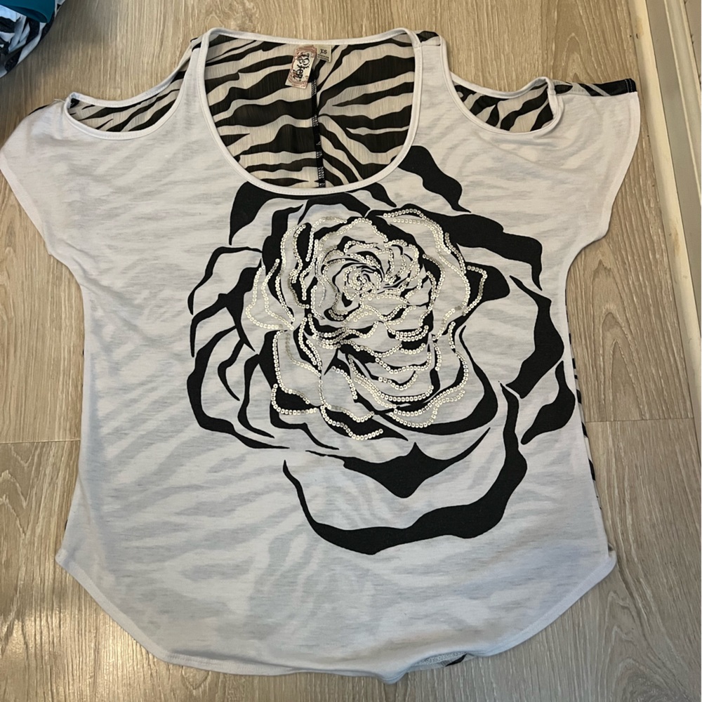 Flower Zebra Print top🦓